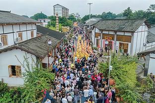 小图拉姆：姆巴佩的成长历程&当前发展让人感到神奇，我为他高兴